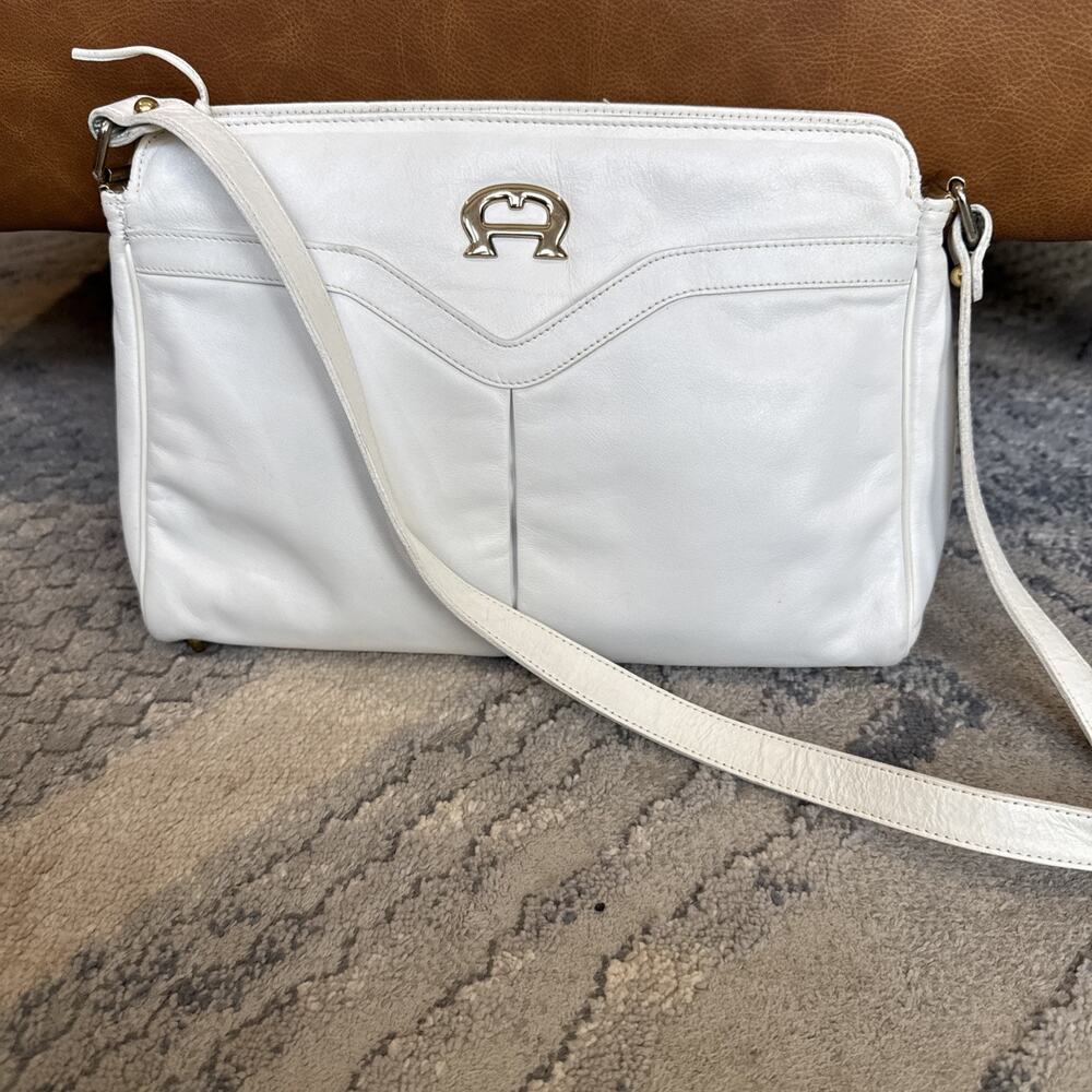 Vintage 60s 70s ETIENNE AIGNER Shoulder Handbag White Leather Satchel
